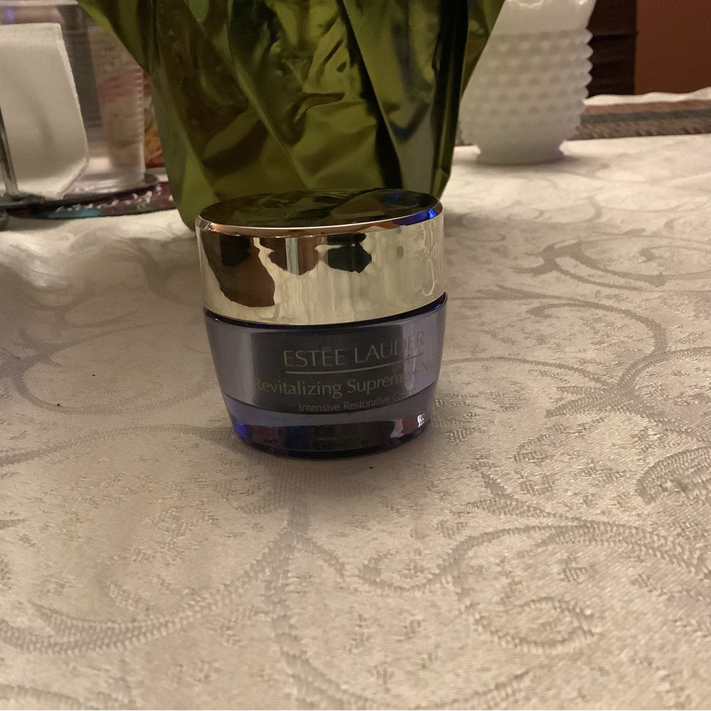 Estee Lauder Revitalizing Supreme+ Cream - Gold and Blue